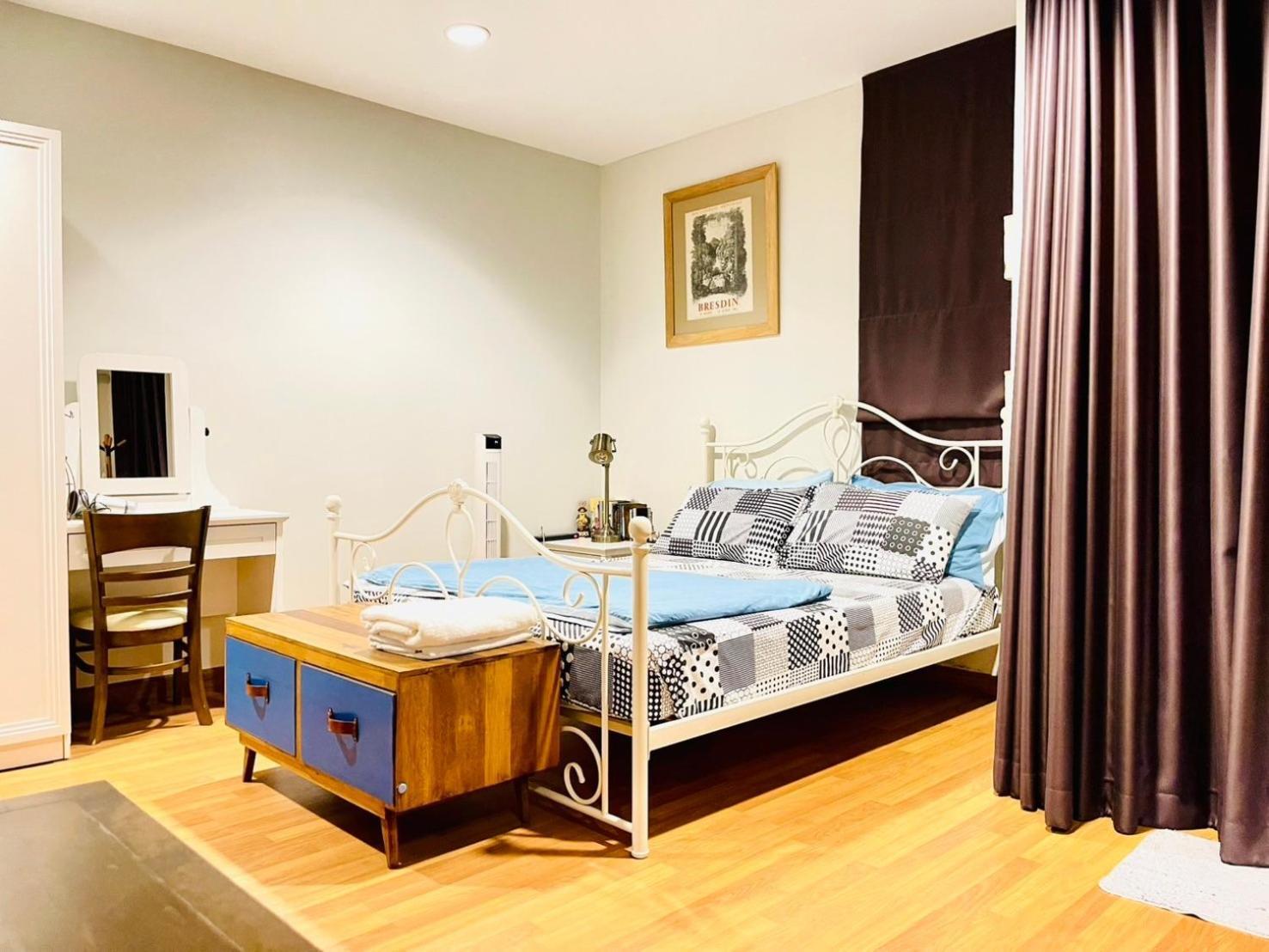Autta House Apartment Bangkok Bagian luar foto