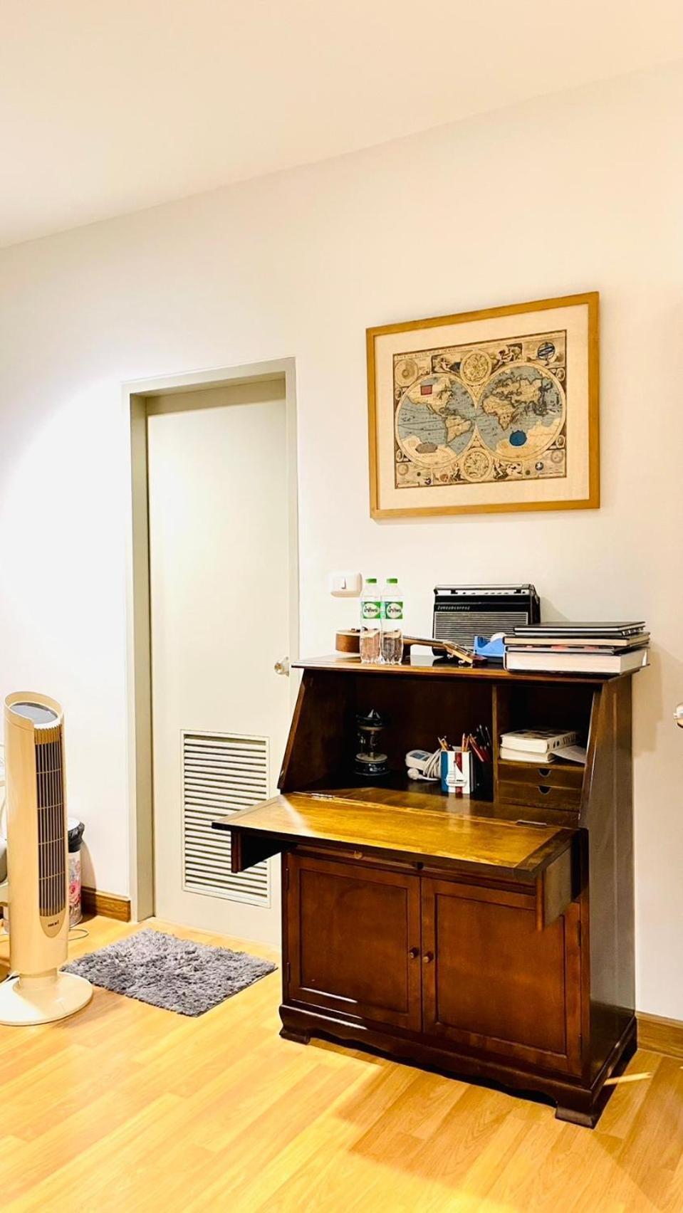Autta House Apartment Bangkok Bagian luar foto